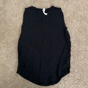 Lululemon tank size 6